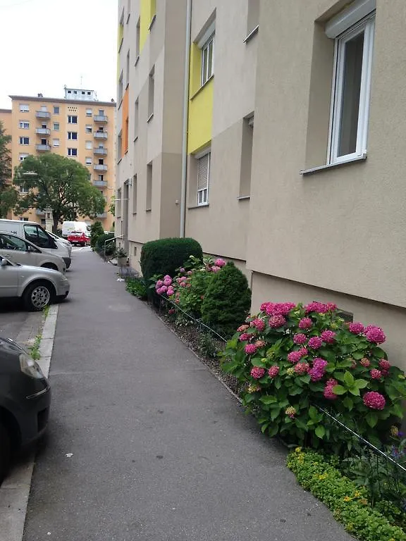 Apartment Graz Murpromenade